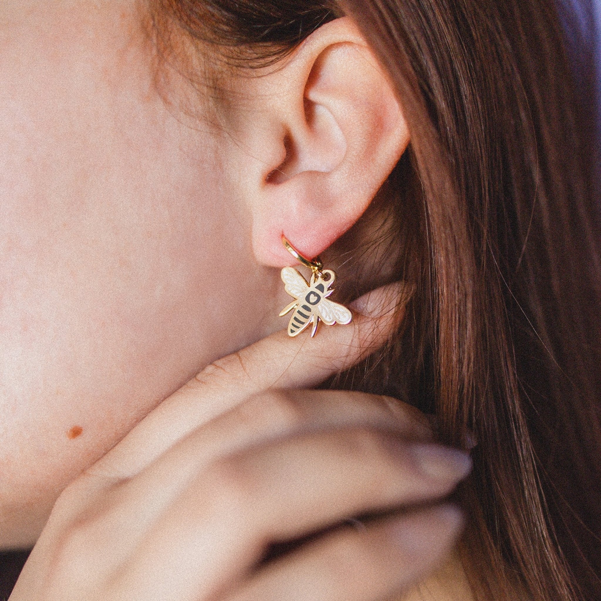 Bee Huggie Hoop Earrings - Sleepy Mountain