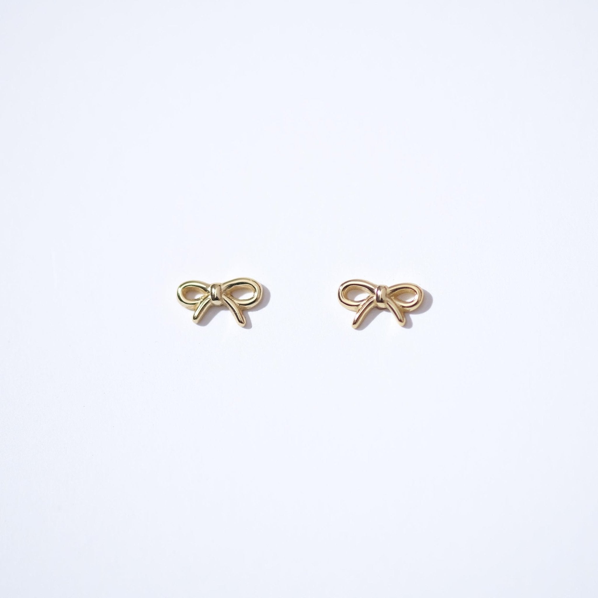 Fine Essentials - Bow Stud Earrings - Sleepy Mountain