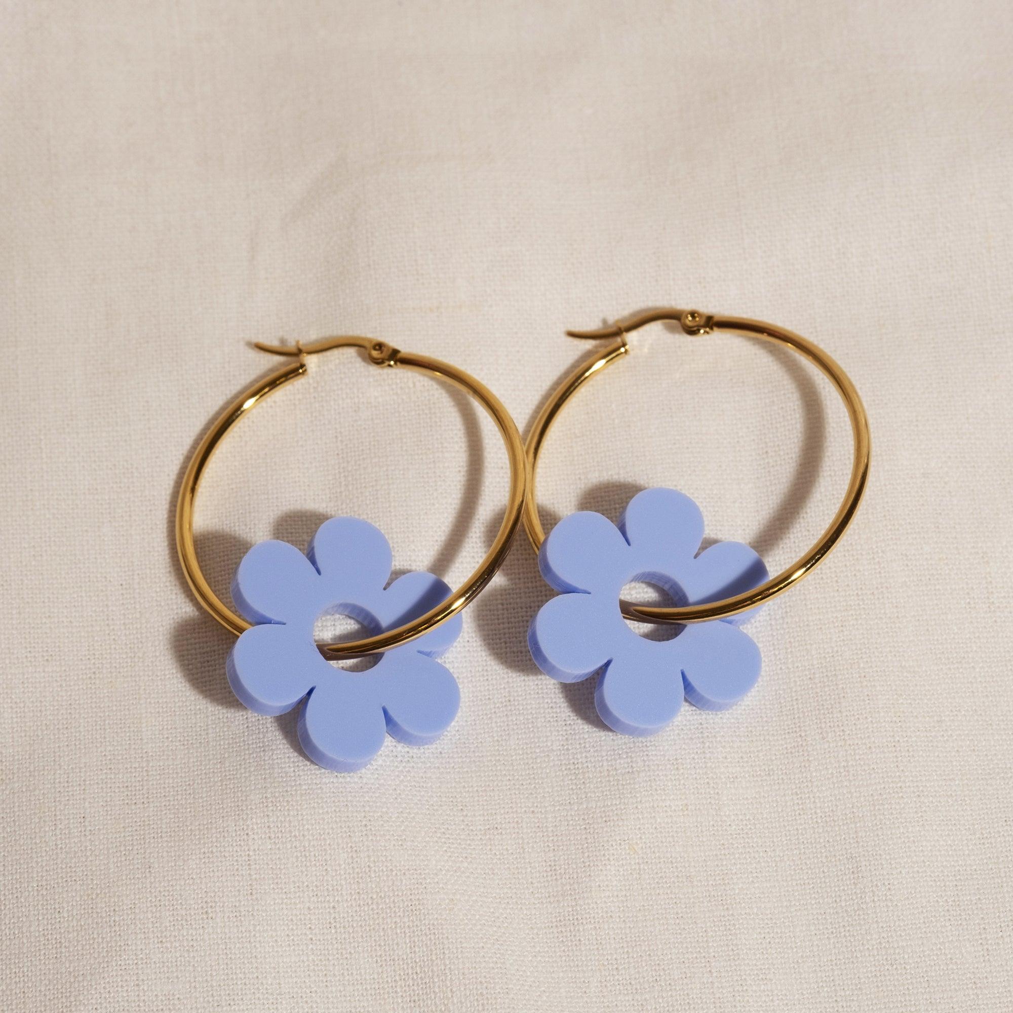Periwinkle Daisy Hoop Earrings - Sleepy Mountain