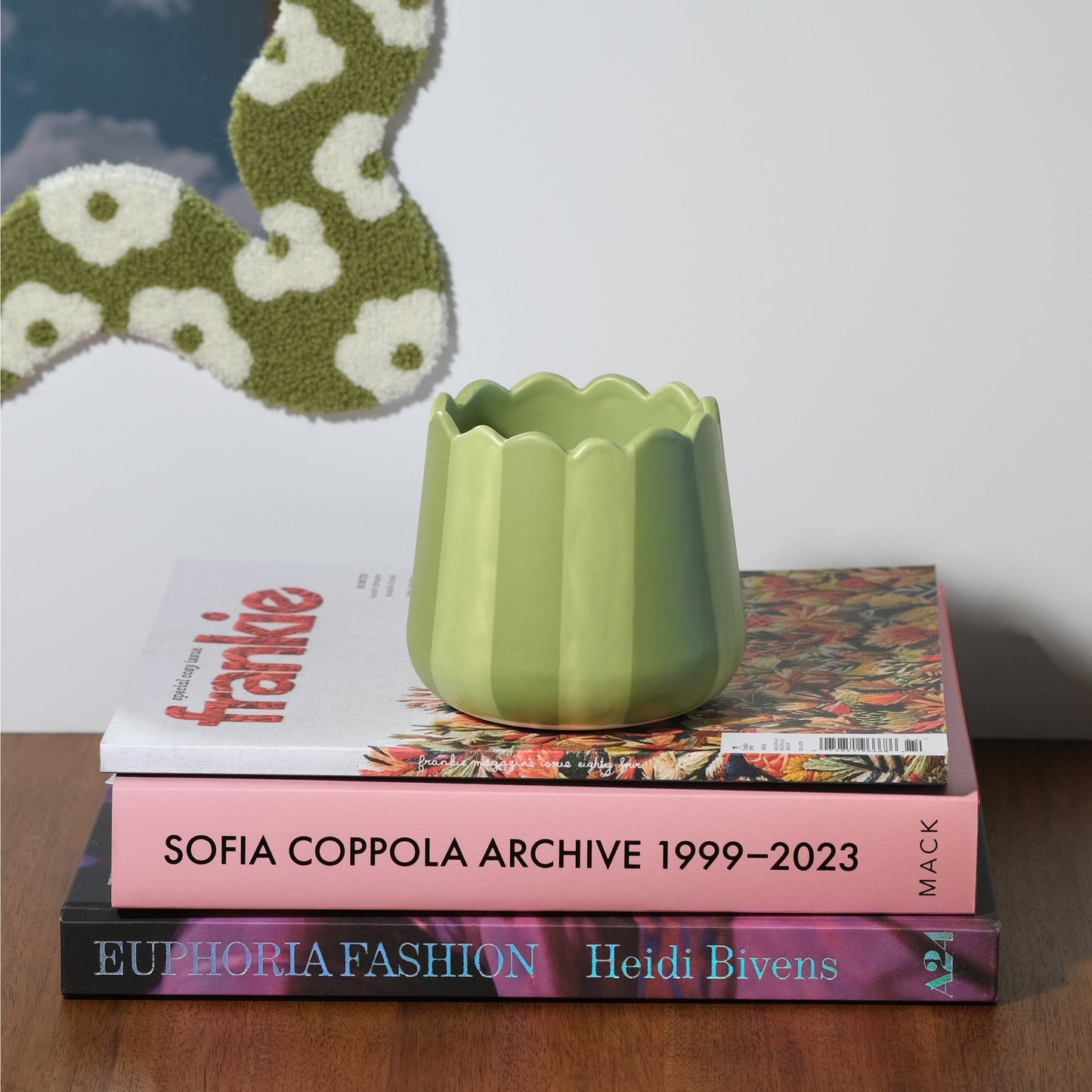 Scalloped Planter - Green stripes - Sleepy Mountain