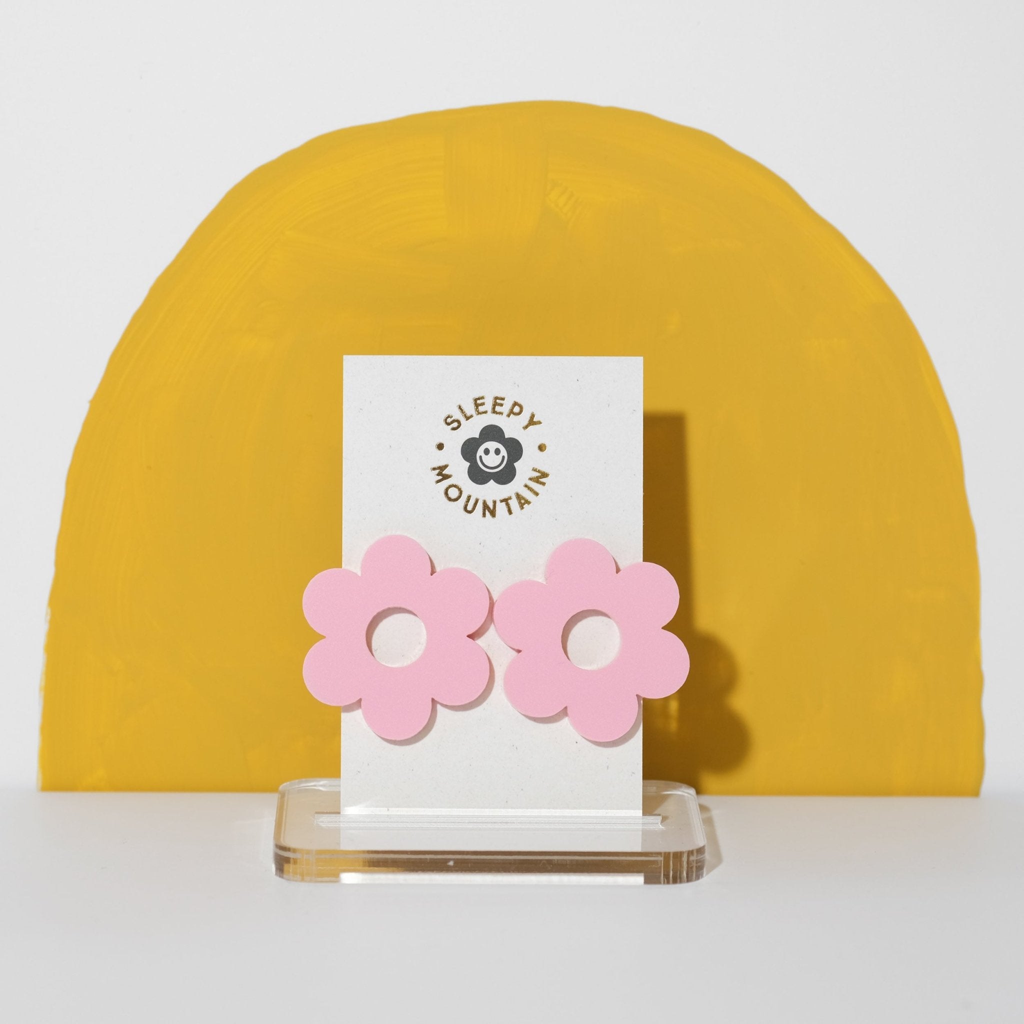 Statement daisy big stud earrings in pink - Sleepy Mountain