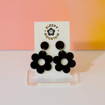 Black Daisy Acrylic Dangle Earrings - Sleepy Mountain