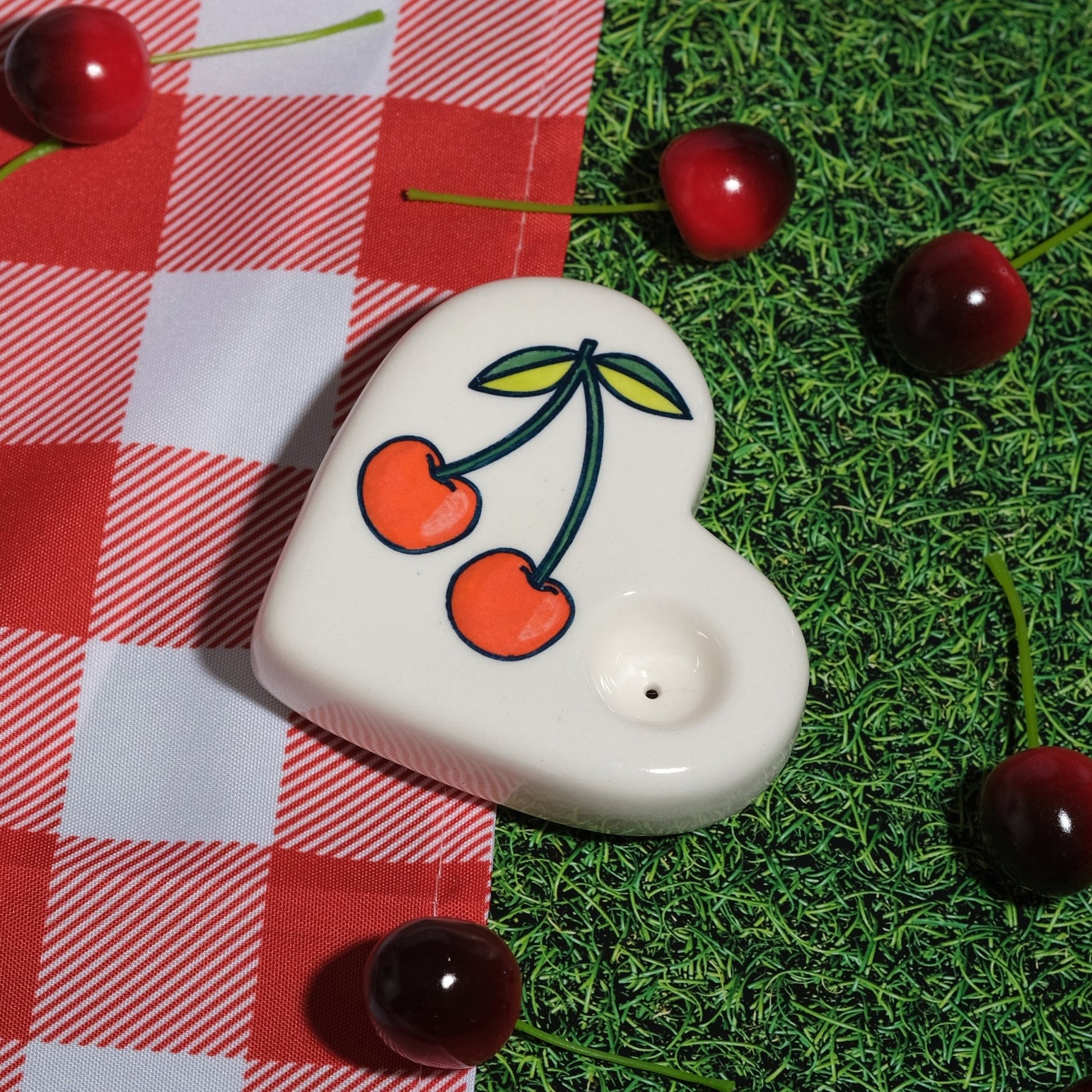 Cherry Heart Ceramic Pipe - Sleepy Mountain