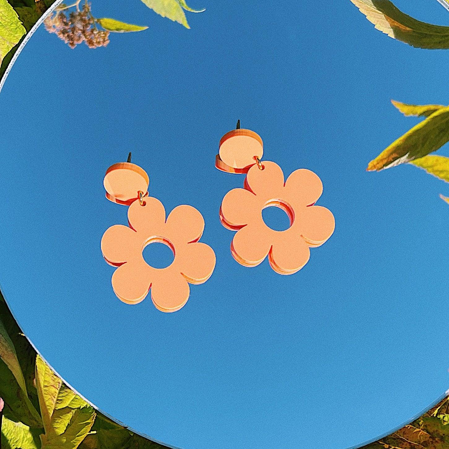 Daisy Earrings - Pastel Orange Acrylic Dangle Earrings - Sleepy Mountain