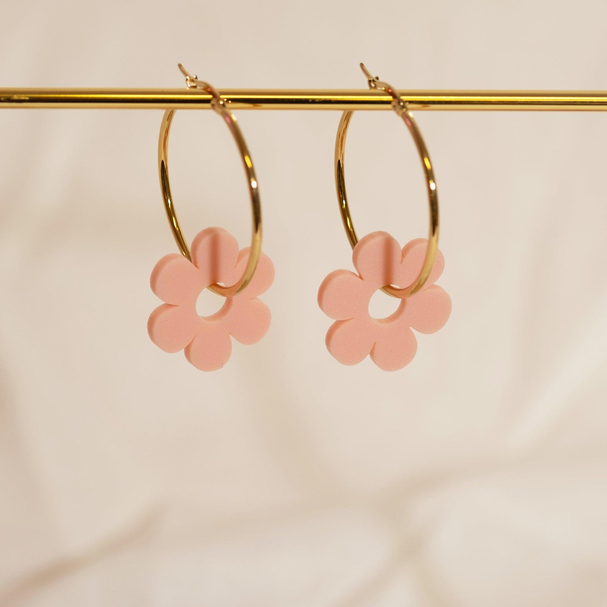 Dusty Pink Daisy Hoop Earrings - Sleepy Mountain