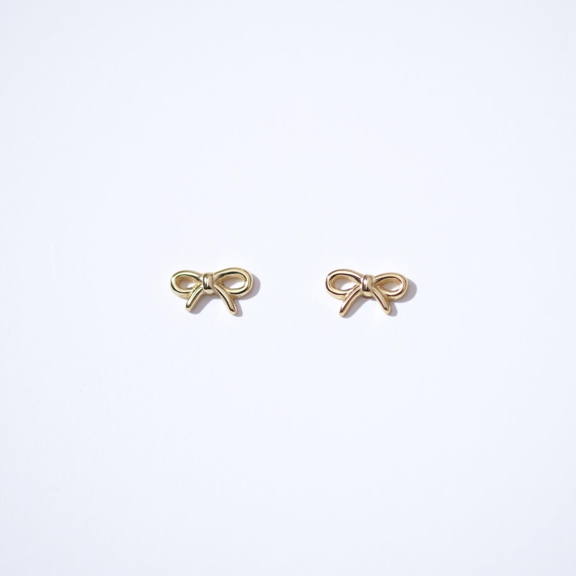 Fine Essentials - Bow Stud Earrings - Sleepy Mountain