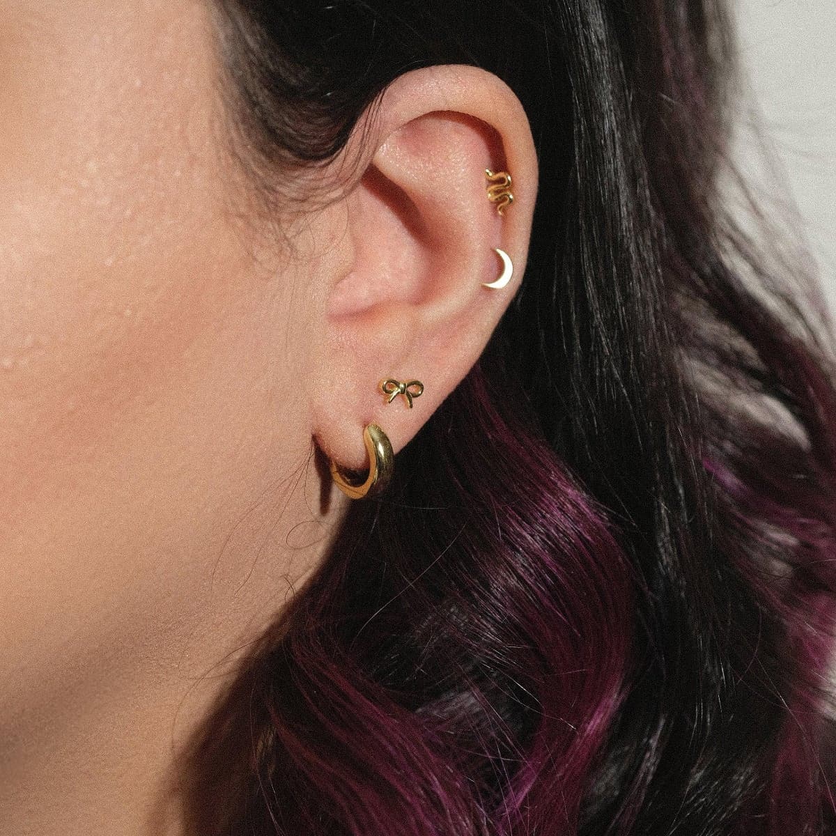Fine Essentials - Bow Stud Earrings - Sleepy Mountain