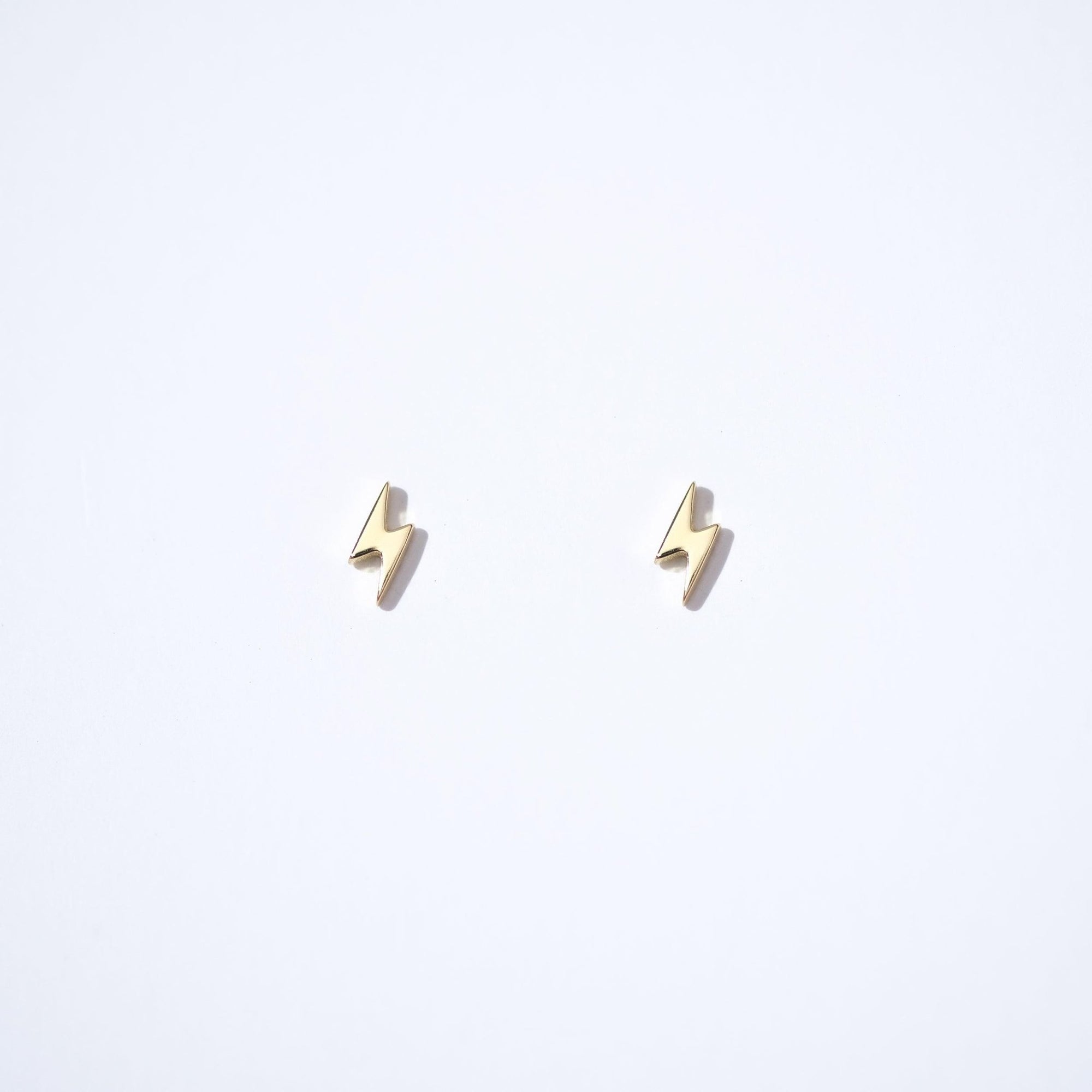 Fine Essentials - Lightning bolt stud earrings - Sleepy Mountain