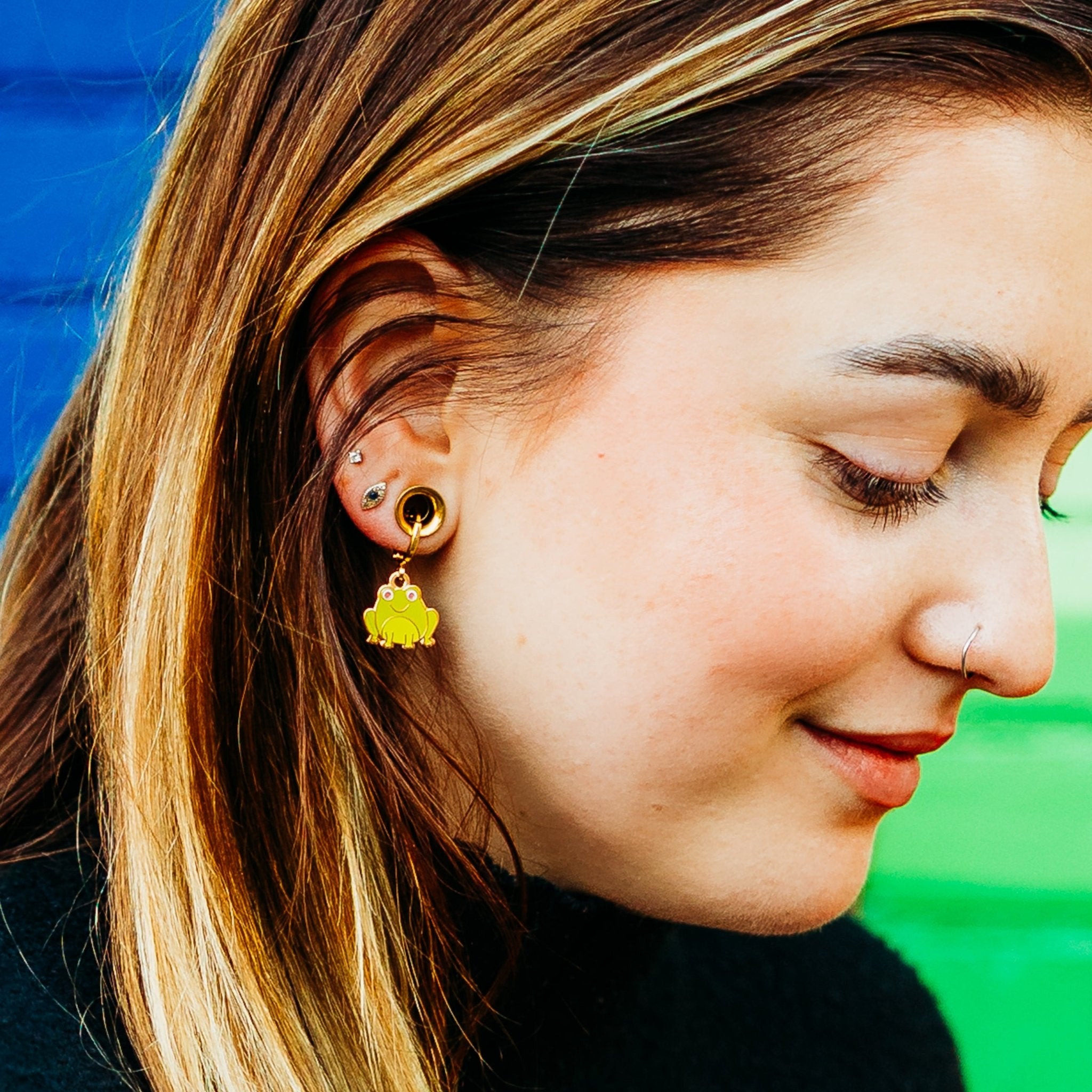 Frog Huggie Hoop Earrings - Sleepy Mountain