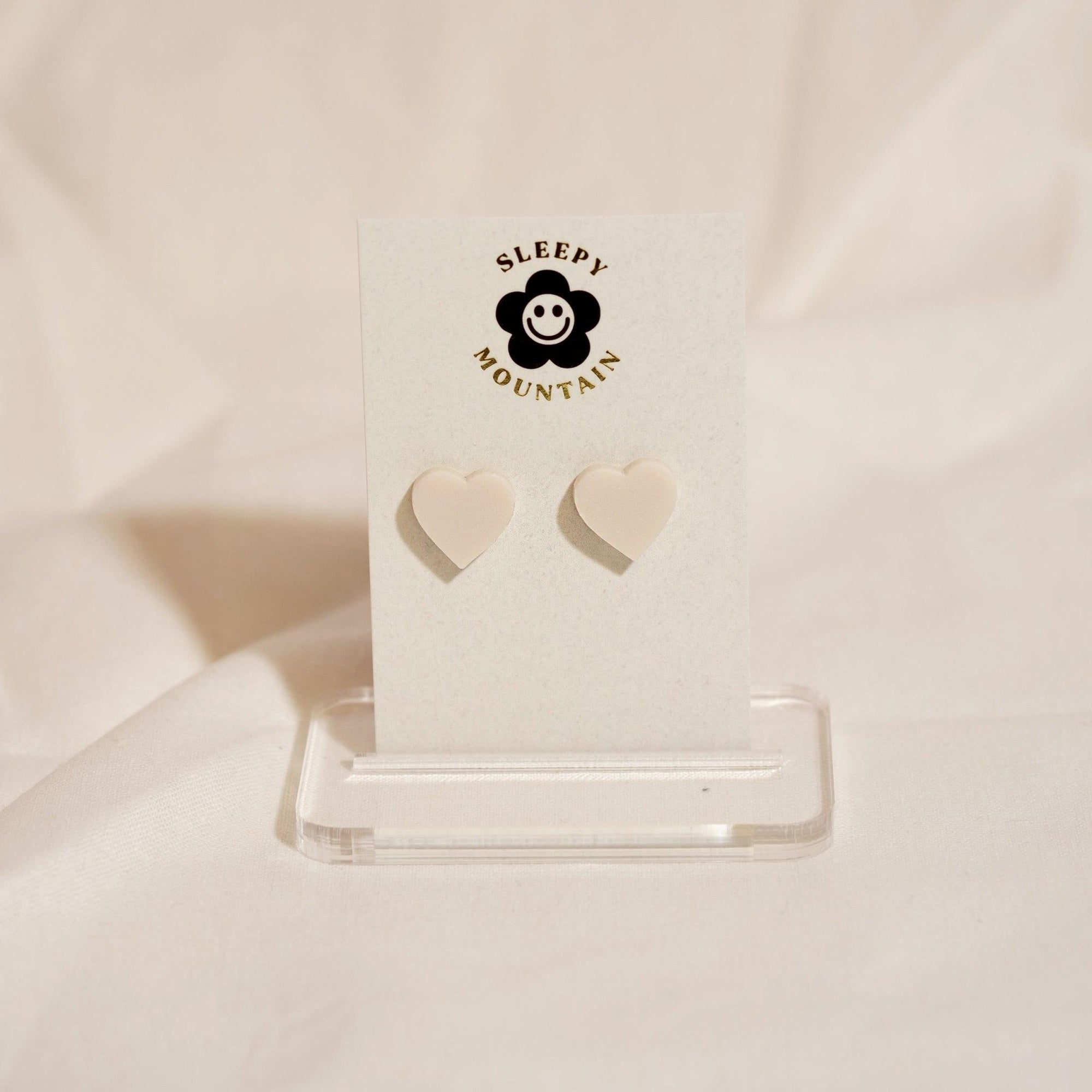 Heart Stud Earrings - Linen - Sleepy Mountain