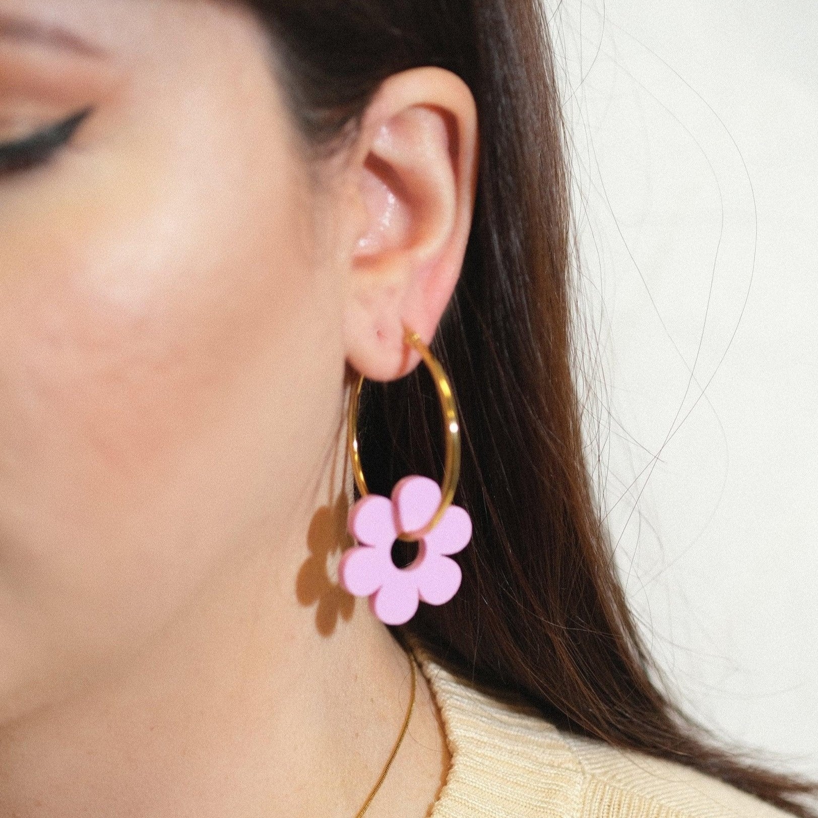 Lilac Daisy Hoop Earrings - Sleepy Mountain