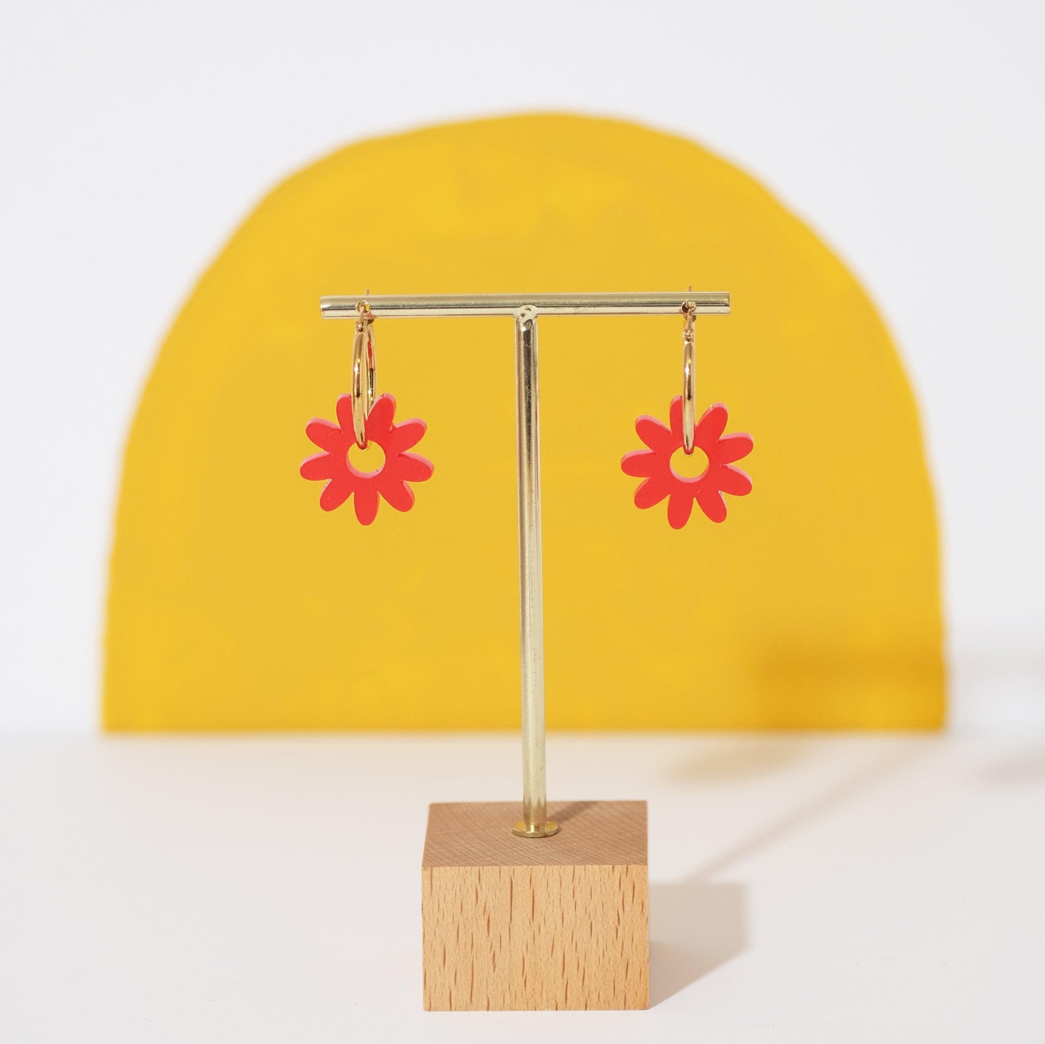 Marguerite Daisy Hoop Earrings in Frosted Red - Sleepy Mountain