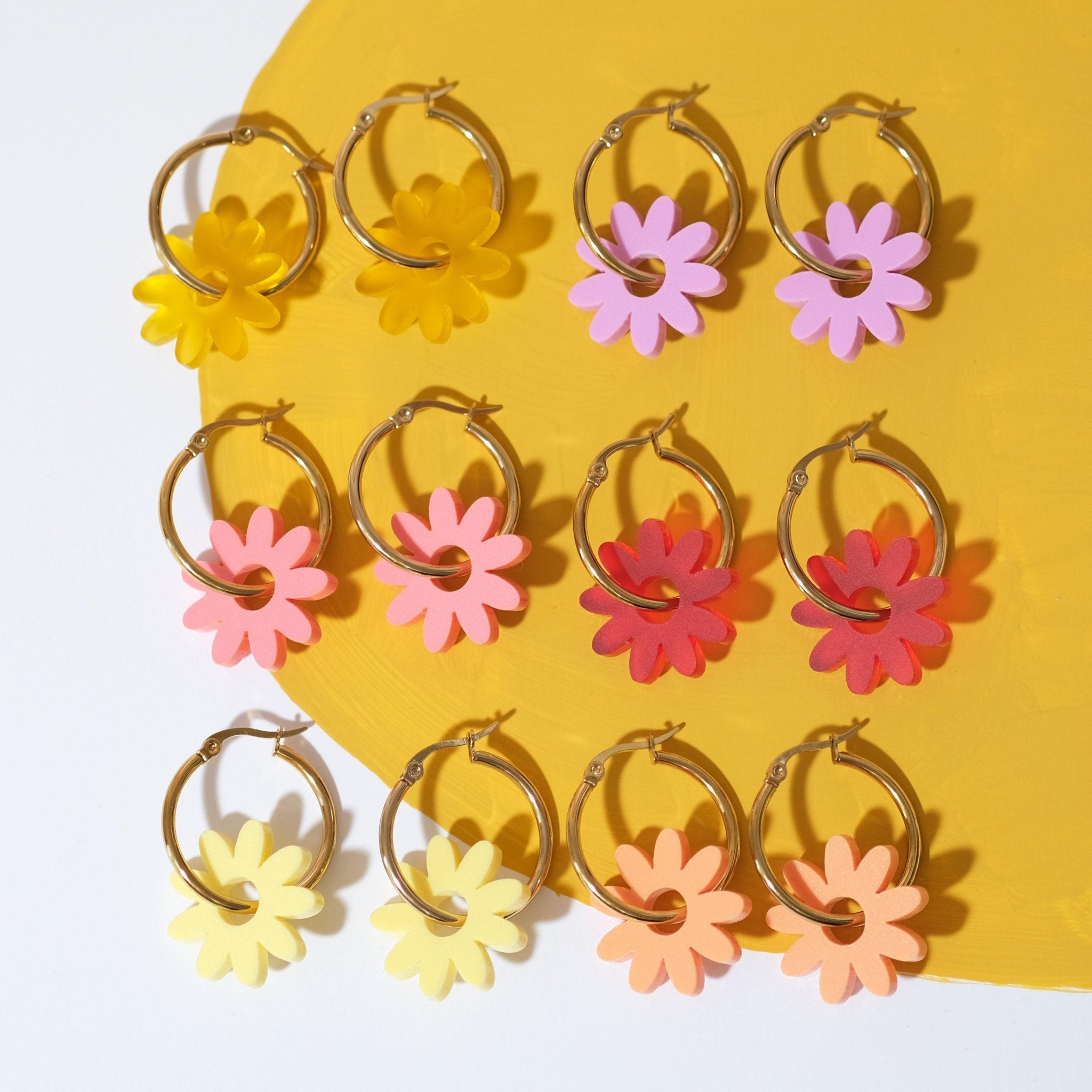 Marguerite Daisy Hoop Earrings in Frosted Red - Sleepy Mountain
