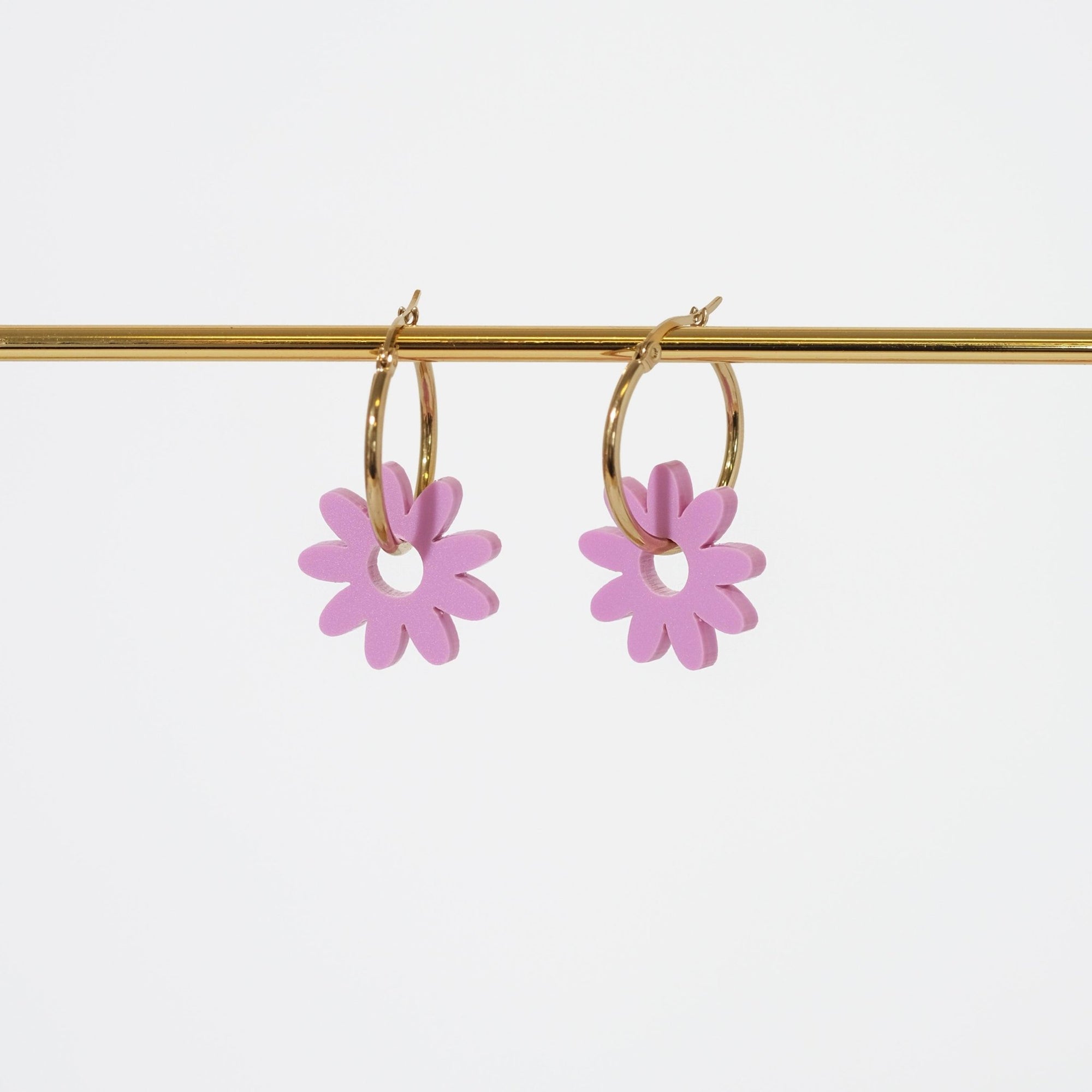 Marguerite Daisy Hoop Earrings in Lilac - Sleepy Mountain