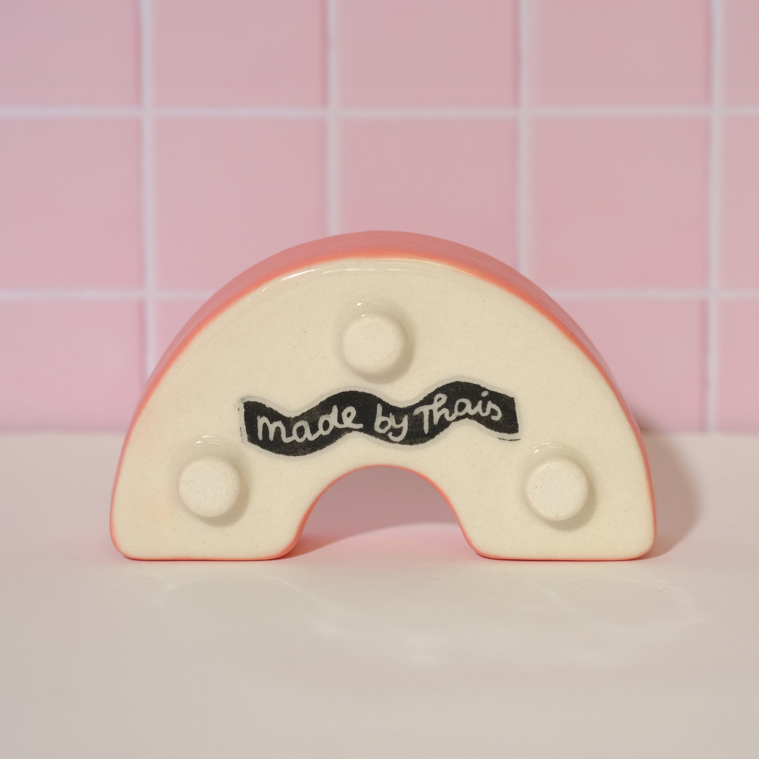 Pink checkered arch - Sleepy Mountain