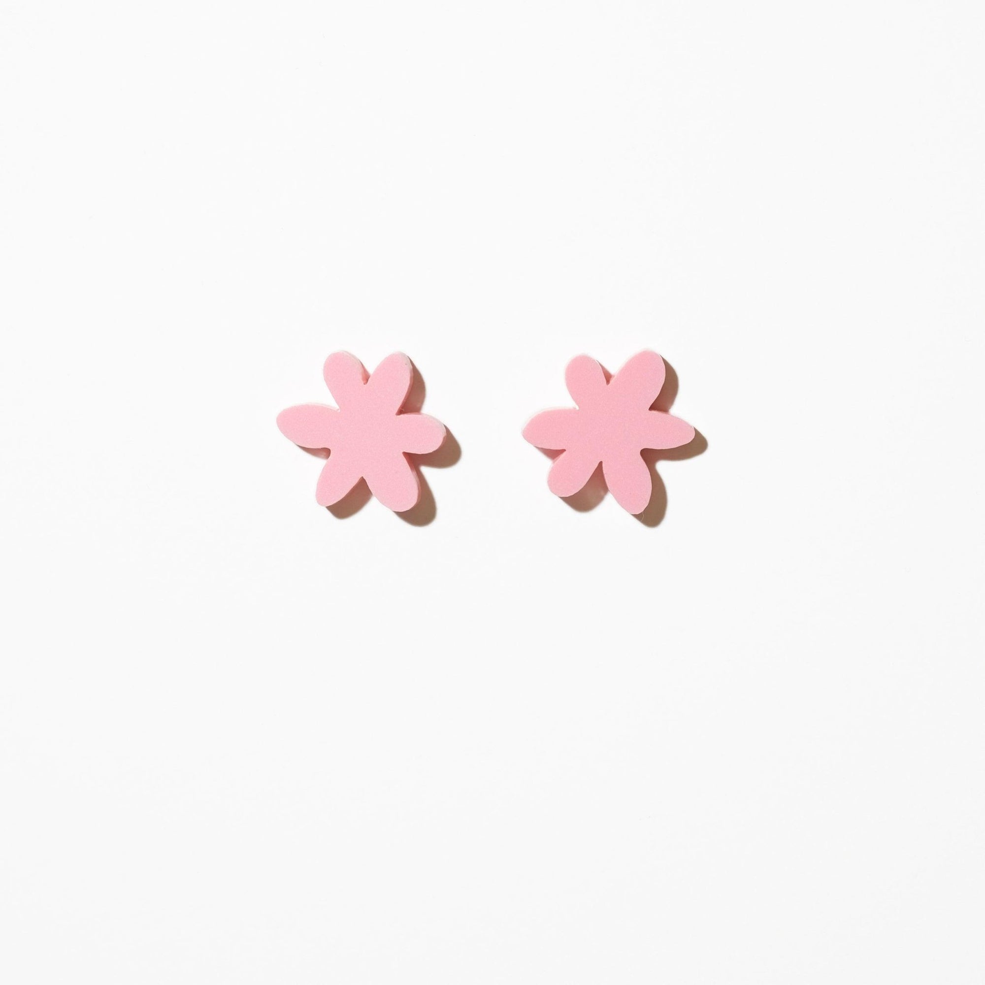 Pink flower stud earrings - Sleepy Mountain