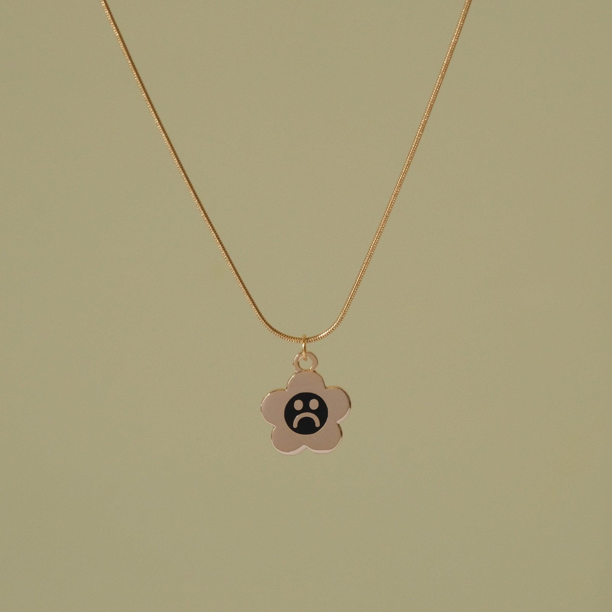 Sad Daisy Charm Necklace - Sleepy Mountain