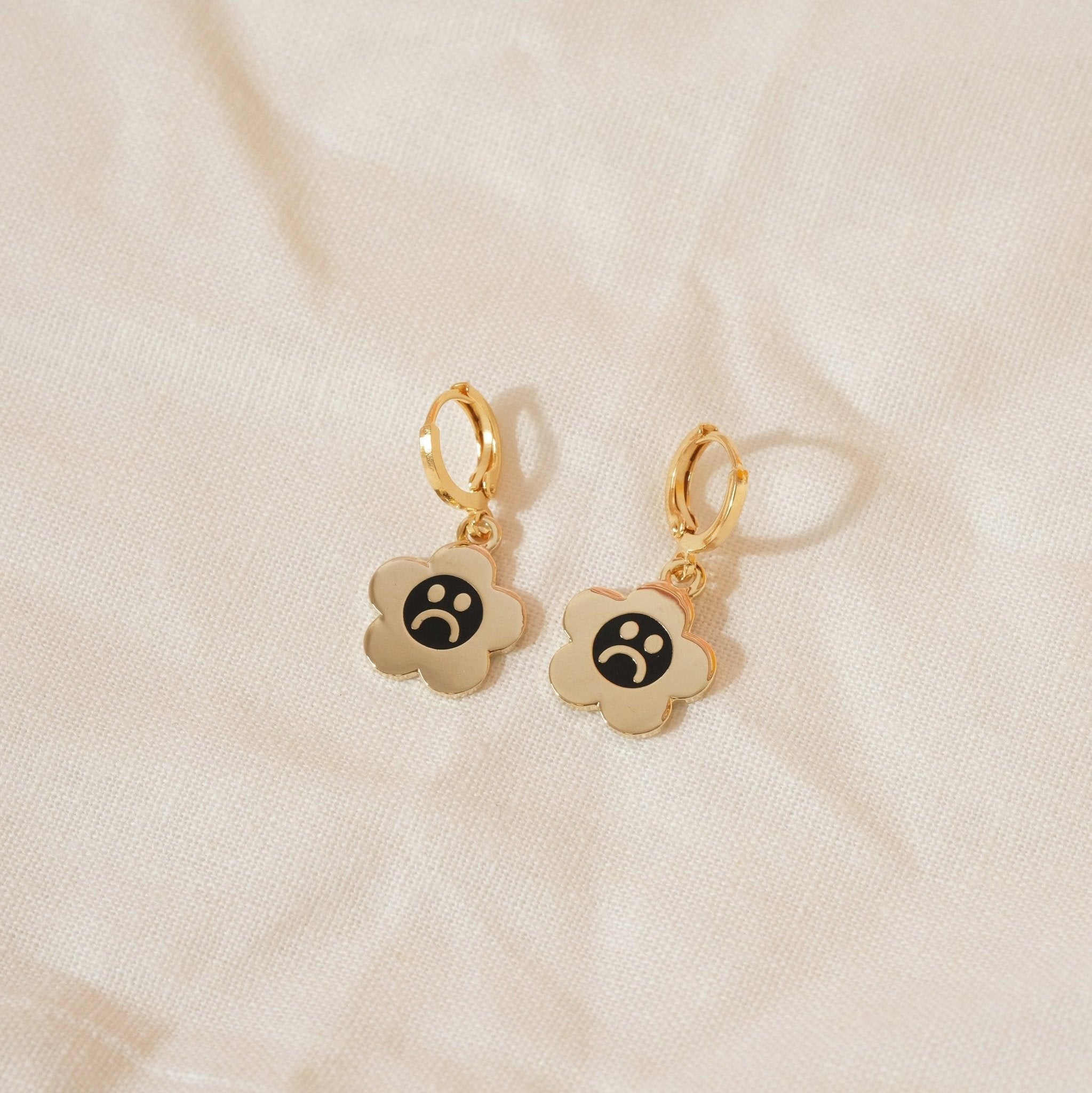 Sad Daisy Huggie Hoop Earrings - Sleepy Mountain