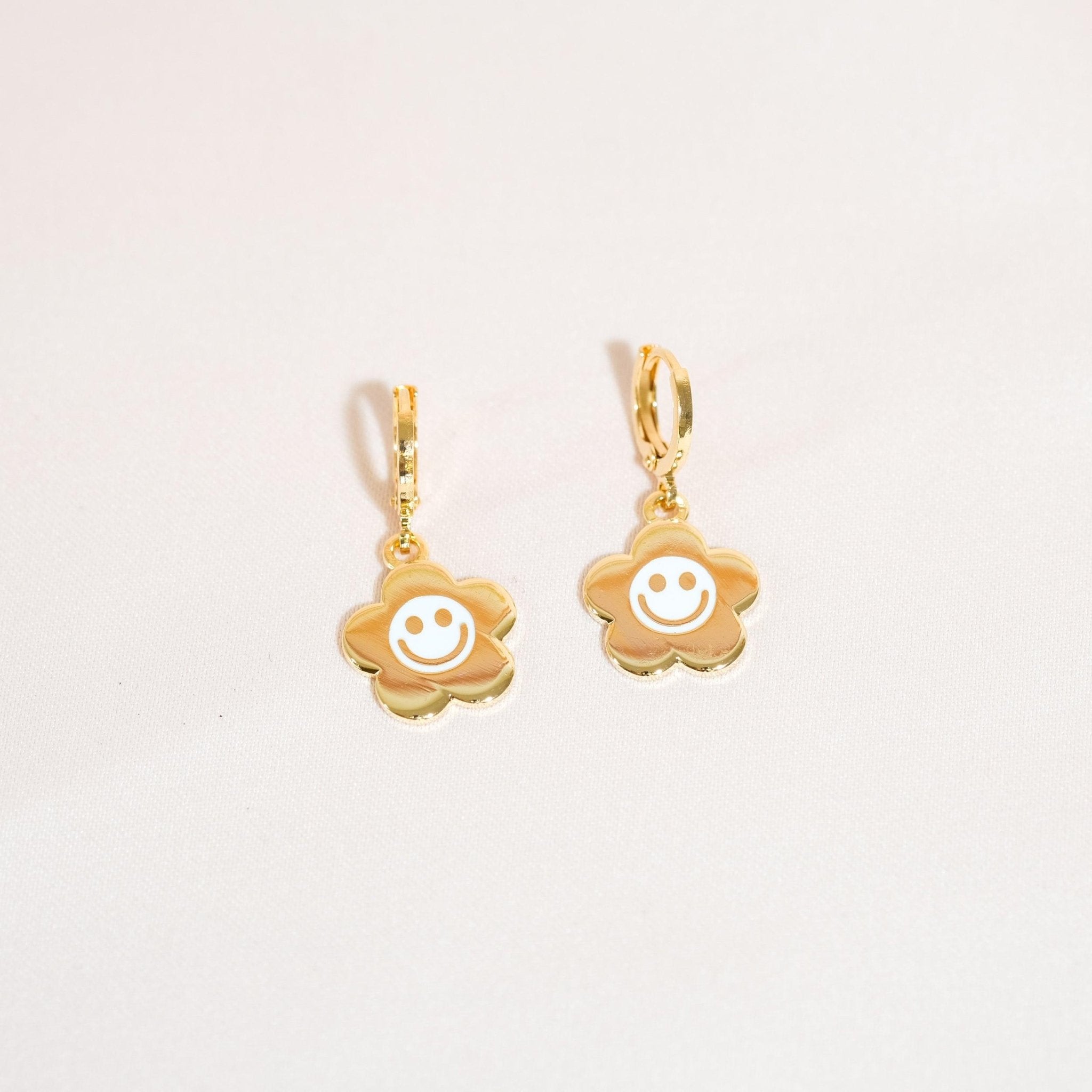 Smiley Daisy Huggie Hoop Earrings - Sleepy Mountain