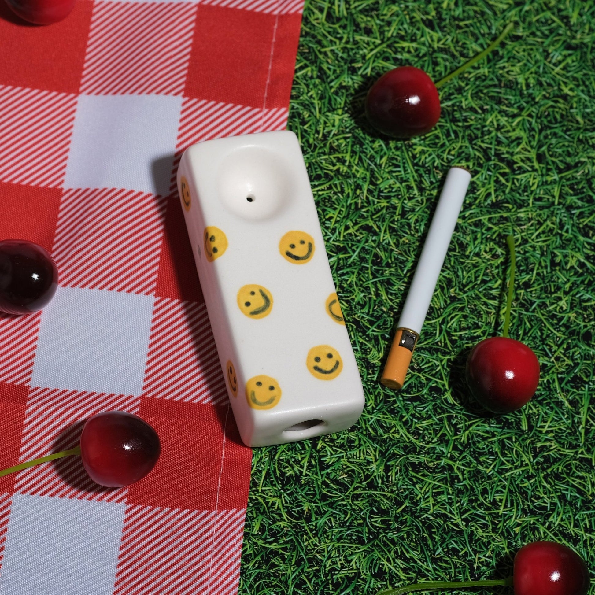 Smiley Face Ceramic Pipe - Sleepy Mountain