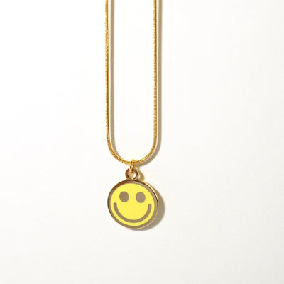 Smiley face necklace - Sleepy Mountain