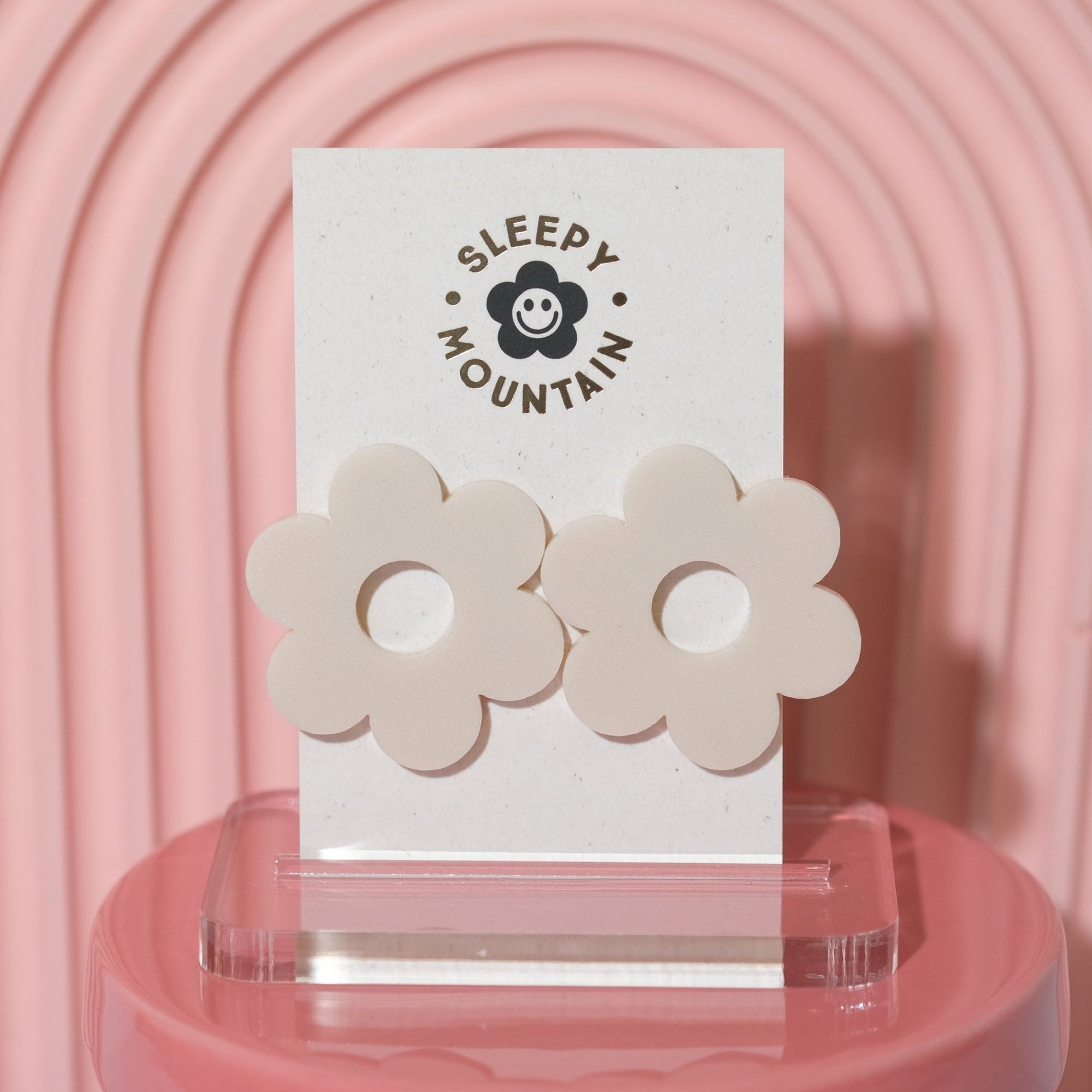 Statement daisy big stud earrings in linen - Sleepy Mountain