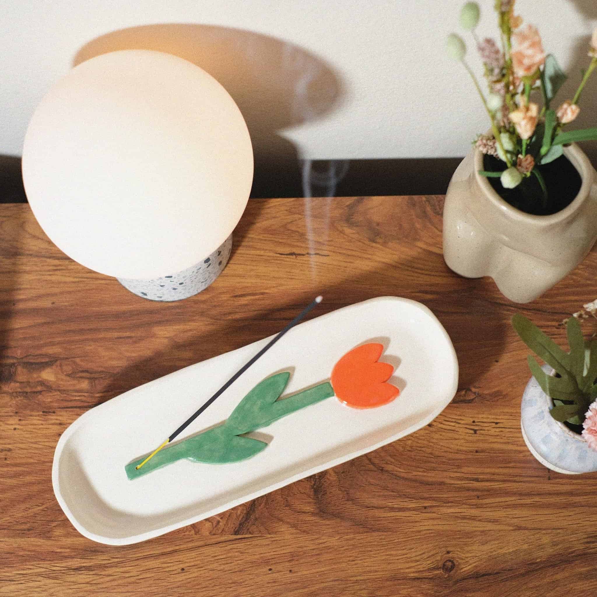 Tulip ceramic incense holder - Sleepy Mountain