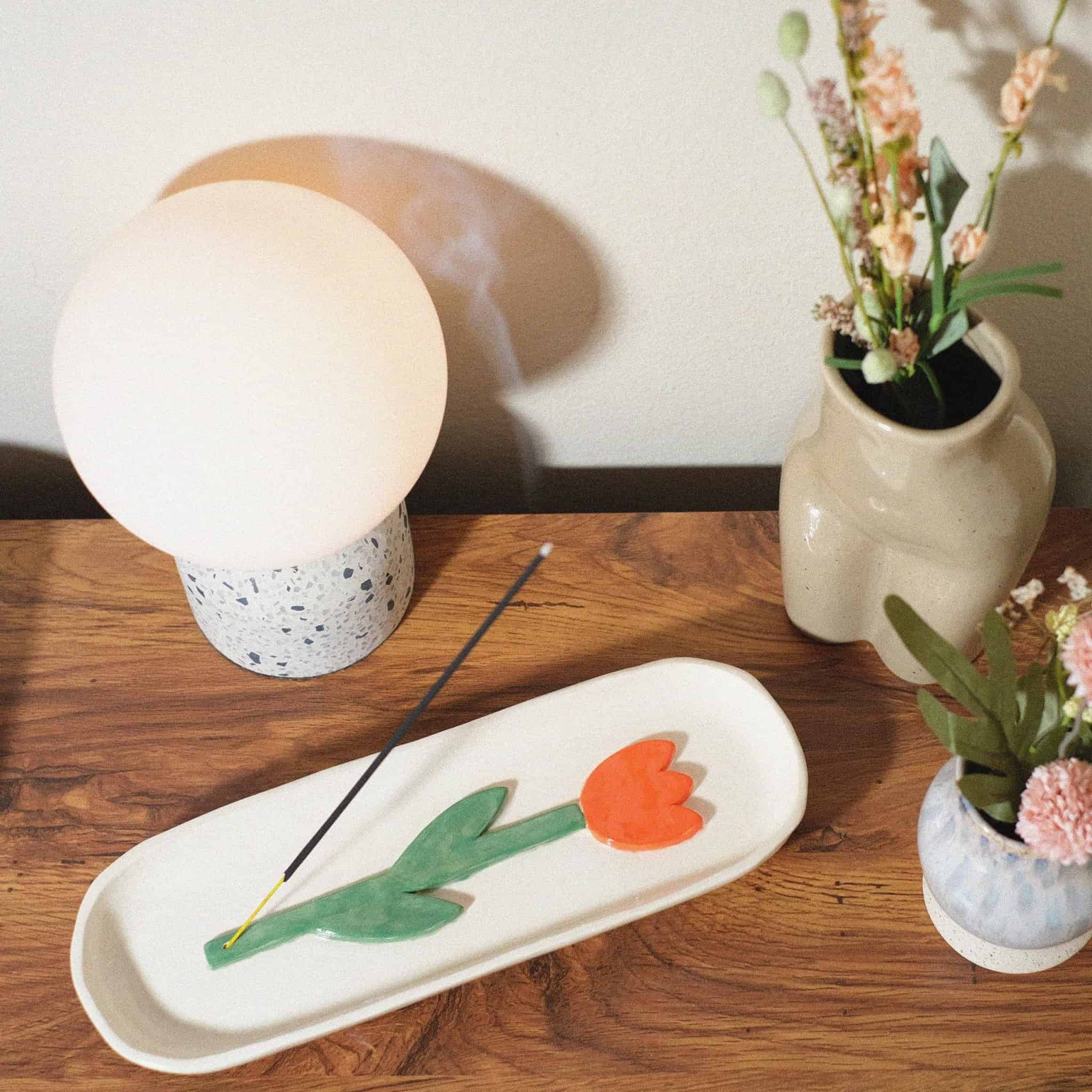 Tulip ceramic incense holder - Sleepy Mountain