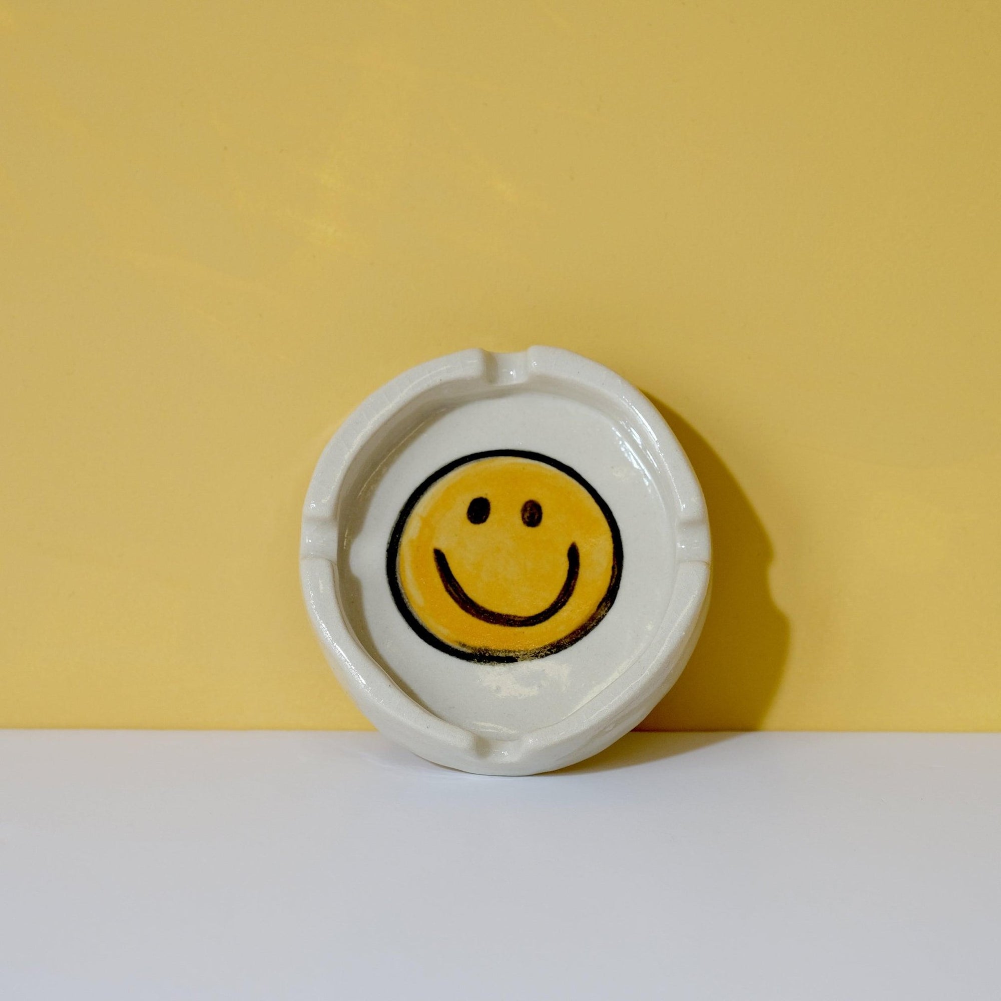 Smiley Ceramic Ashtray - Sleepy Mountain