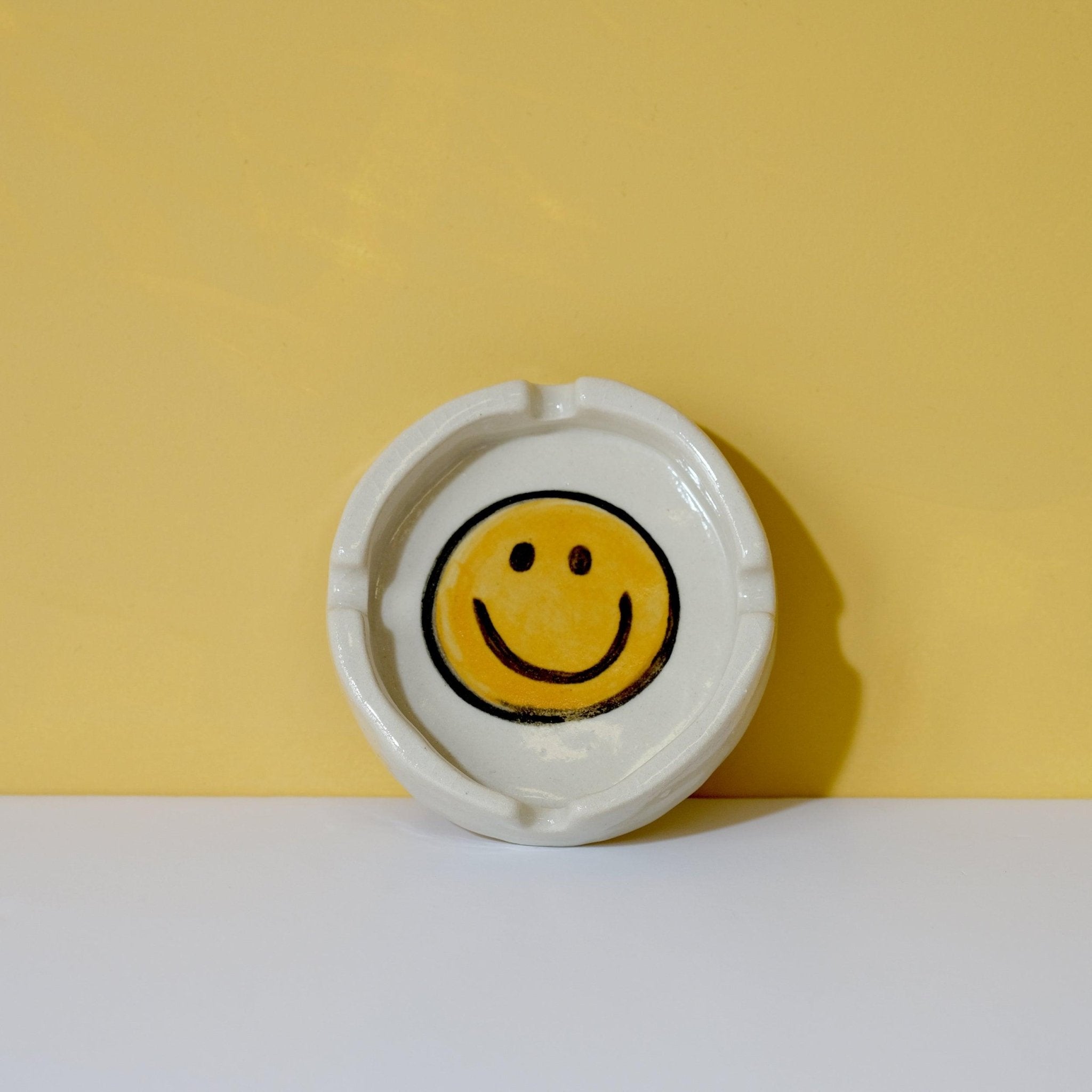 Smiley Ceramic Ashtray - Sleepy Mountain